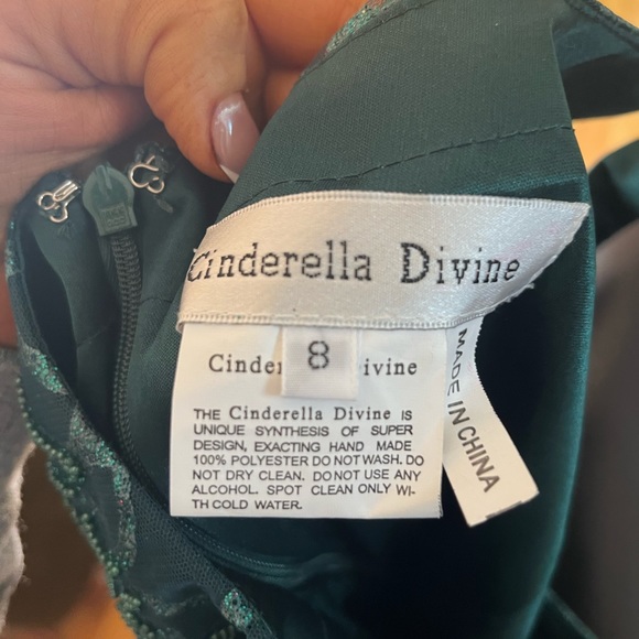 Worn once, green beaded mermaid Cinderella divine dress. - Picture 2 of 3
